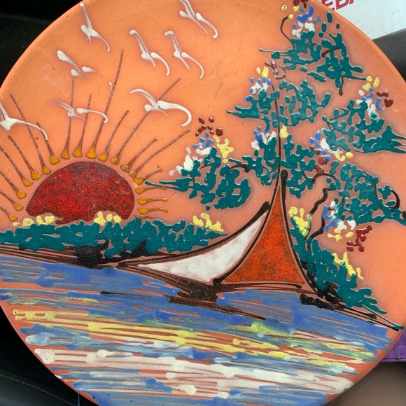 Beautiful Clay Hand Painted Plate.. - Picture 4 of 5